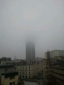 La Tour Bretagne dans le brouillard